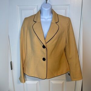 Black Label by Evan Picone yellow blazer with black piping. Size: 6